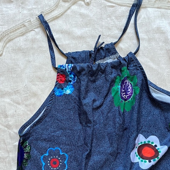Women’s Blue Flower Print Halter - Picture 2 of 4